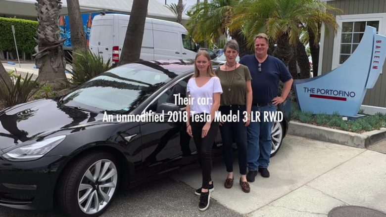 Rekordi mbresëlënës i arritur nga familjarët me një Tesla Model 3