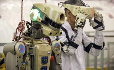 Roboti i frikshëm rus që javën e ardhshme do të niset për një mision në hapësirë