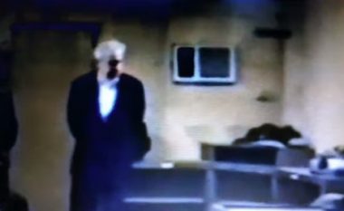 Gazetari serb publikon minutat e fundit të Slobodan Milosheviqit, pak para ekstradimit të tij nga Tuzla në Hagë