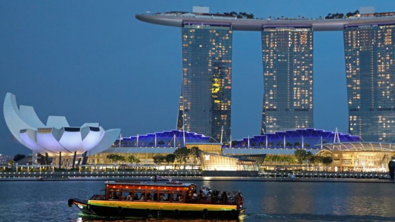 Singapori ka ndarë 42 miliardë dollarë për të ndihmuar ekonominë pas pandemisë