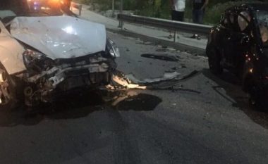 Gjashtë persona lëndohen në një aksident trafiku në magjistralën Mitrovicë-Prishtinë