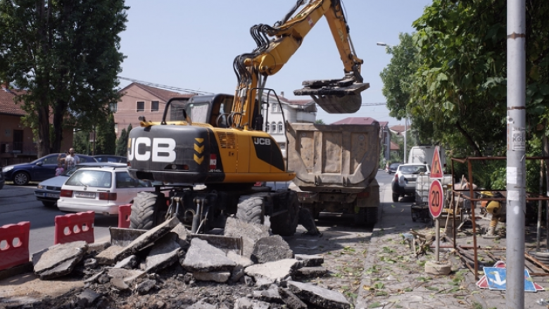 Mbyllet për qarkullim bulevardi tek Bit Pazari në Shkup
