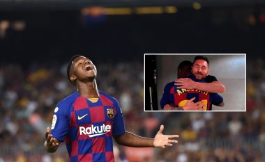 Messi përqafon djaloshin që bëri histori me Barçën ndaj Betisit - por për ta arritur këtë rekord, La Liga i kërkoi fillimisht leje nga prindërit