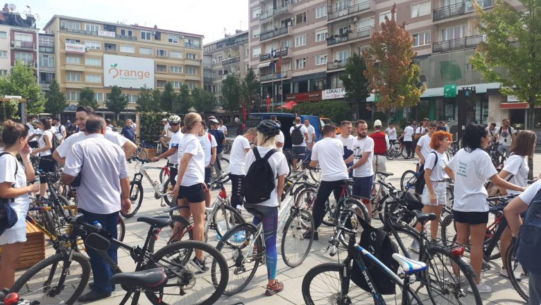 VV nis kampanjën me biçikleta për politika më të mira mjedisore
