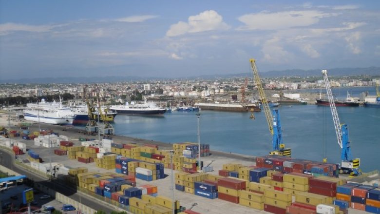 Eksportet e mallrave dhe të shërbimeve në Shqipëri shënuan rritje