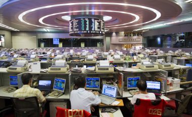 Ekspertët thonë se është koha për të blerë aksione në bursën e Hong Kongut