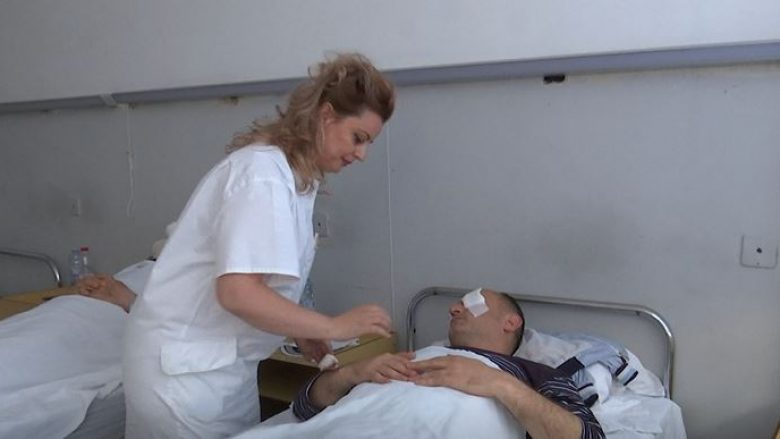 Pacientët paguajnë nga 150 euro materialin për operim në Klinikën e Syve në QKUK