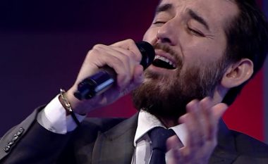 Labi sugjeron këngëtarët të mos recitojnë: Ejani e mësohuni të këndoni ‘live’