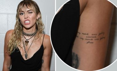 Miley Cyrus realizon tatuazh të veçantë pas ndarjes nga Liam Hemsworth