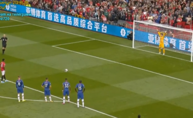 Rashford shënon nga penalltia për ta kaluar Unitedin në epërsi ndaj Chelseat