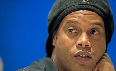 Ronaldinho thuhet se është dënuar për shmangie të tatimeve