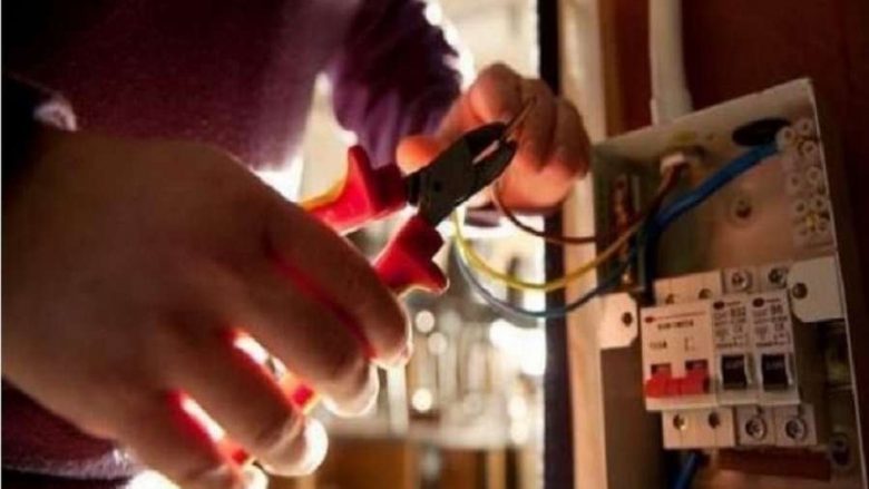 Rryma elektrike mbyt një 15-vjeçar në Gjilan