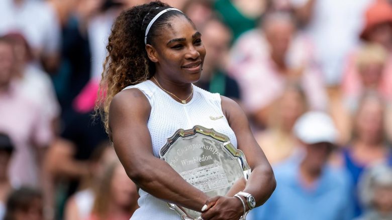 Serena Williams krijon fustanin që është i përshtatshëm për secilën femër