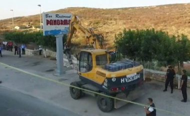 Sulmoi turistët spanjollë, autoritetet i prishin restorantin Mihal Kokëdhimës