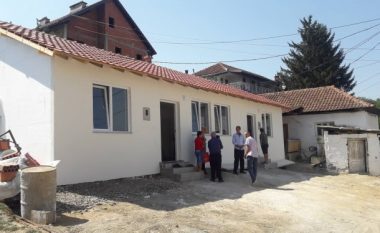 “Petrol Company” bën me shtëpi dy familje skamnore në Gjakovë