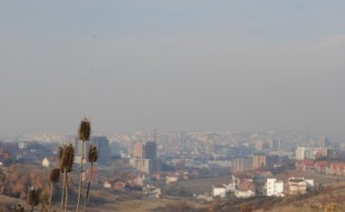 Shifra alarmante: Në Prishtinë, ajri është “i pashëndetshëm” në 50% të kohës