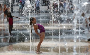 Në Shqipëri temperaturat deri në 40 gradë celsius