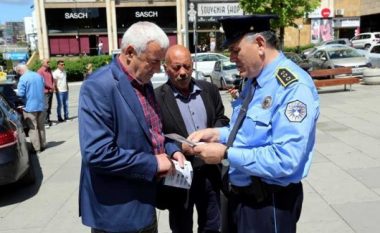 Policia këshillon qytetarët, broshura për mbrojtje nga i nxehti