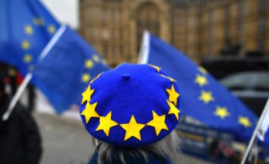 Britania lanson fushatën “Bëhuni gati për Brexit”