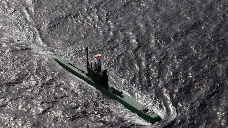 Irani planifikon të mbajë paradë ushtarake në Gjirin Persik