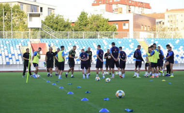 Kosova fillon stërvitjet para ndeshjes me Çekinë dhe Anglinë