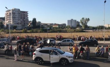 Apeli i Emergjencave Civile pas tërmeteve në Shqipëri: Mos qëndroni në shtëpi sonte