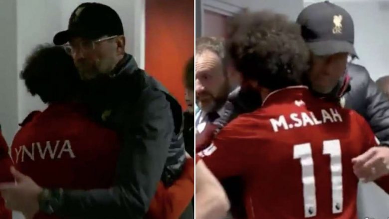 Klopp dhe Salah e ka kanë kthyer në traditë – përqafim në tunel para çdo ndeshjeje