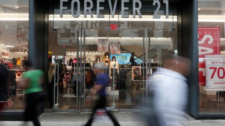 Brendi i modës “Forever 21” shpall falimentimin