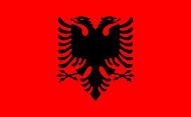 Maqedonasit e diasporës përdhosin flamurin shqiptar