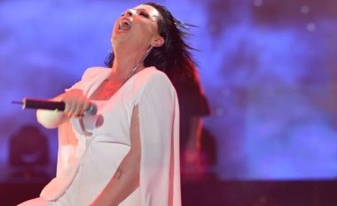 26 vite me Aurela Gaçen- këngëtarja paralajmëron koncert madhështor në Tiranë