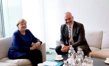 Zyra e kancelares Merkel: Në fund të shtatorit vendoset për negociatat e Shqipërisë në BE