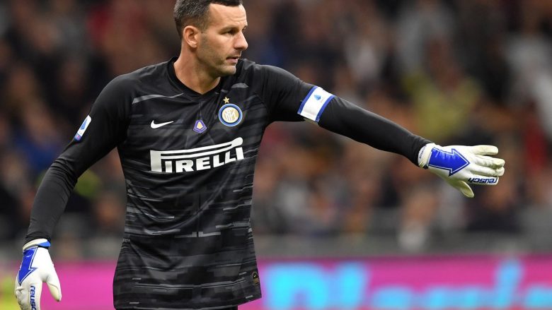 Handanovic vjen me pritjen e sezonit, i jashtëzakonshëm portieri i Interit