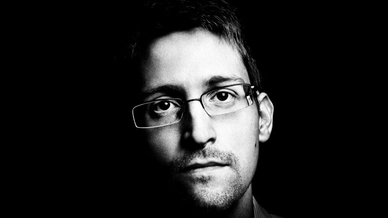 Snowden: Grumbullimi i të dhënave rrezik për demokracinë