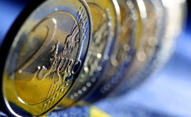 Pesë euro dhe dy euro më të falsifikuarat