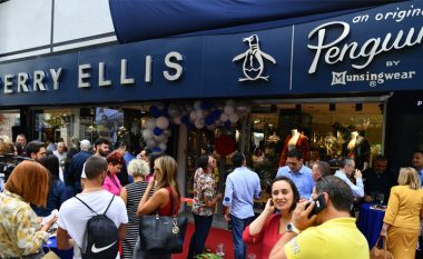 Perry Ellis International hap dyqanin në Prishtinë me tri brendet e mëdha Amerikane