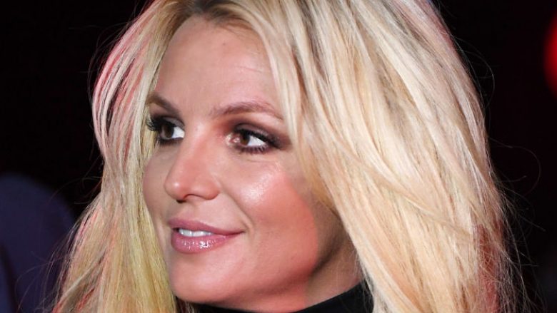 Britney Spears bëhet brune sërish