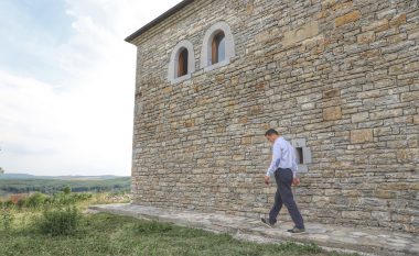 Gashi inspekton punimet në renovimin e kullës së Azem Galicës