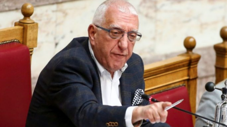 Kaklamanis: Jemi të obliguar ta respektojmë Marrëveshjen e Prespës