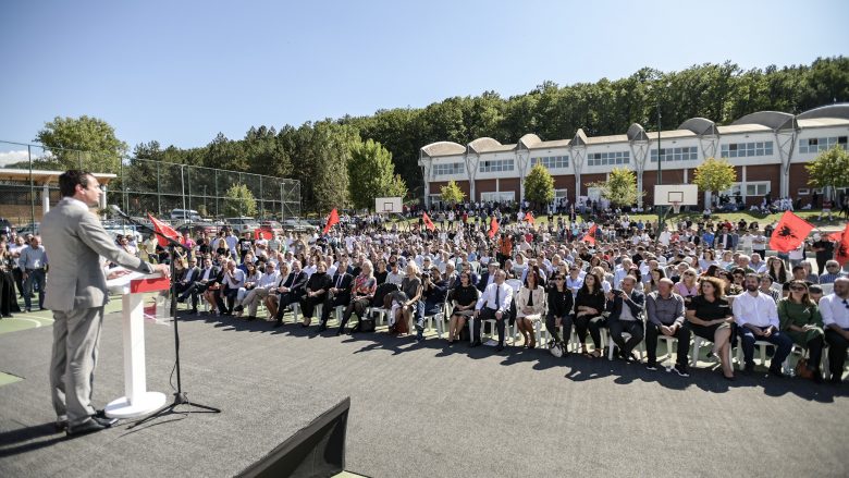 Kurti në Suharekë: Do të ofrojmë punësim të garantuar për një anëtar të familjes dhe për çdo familje në skemë sociale