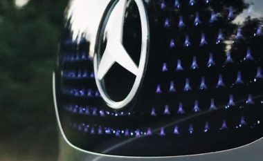 Mercedes tregon pjesë të makinës që e prezanton së shpejti