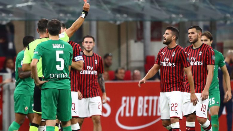 Notat e lojtarëve: Milan 1-3 Fiorentina, vlerësim i ulët për Rossonerët