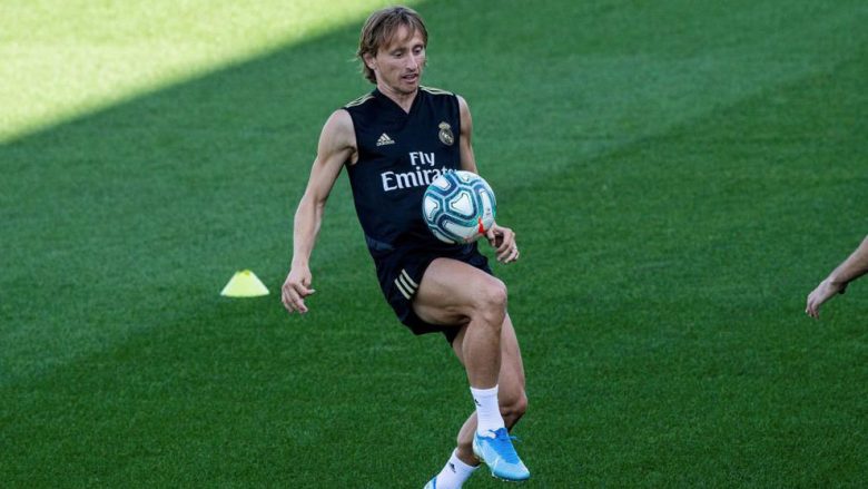 Modric i shtohet listës së gjatë të lëndimeve te Real Madridi
