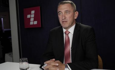Rashiq: Vuçiq ka kërcënuar qytetarët me përjashtim nga puna nëse nuk fiton Lista Serbe, jam akuzuar për videon në gjuhën shqipe