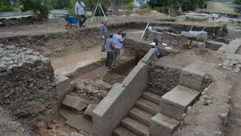 Zbulime të reja arkeologjike në qytetin antik të Orikut