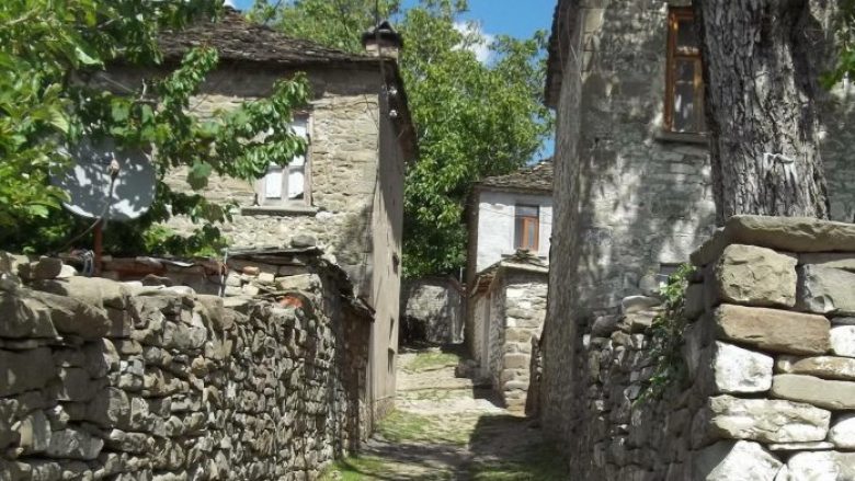 Rehova, fshati që dëshmon kulturën e Kolonjës