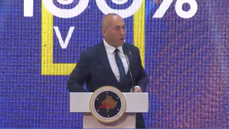 Haradinaj në Klinë: Servilët nuk mund ta luftojnë korrupsionin