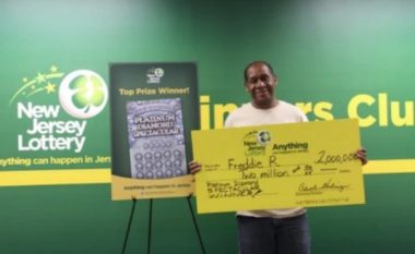 Në vitin 2017 e fitoi lotarinë, pas dy vitesh i buzëqeshi fati përsëri