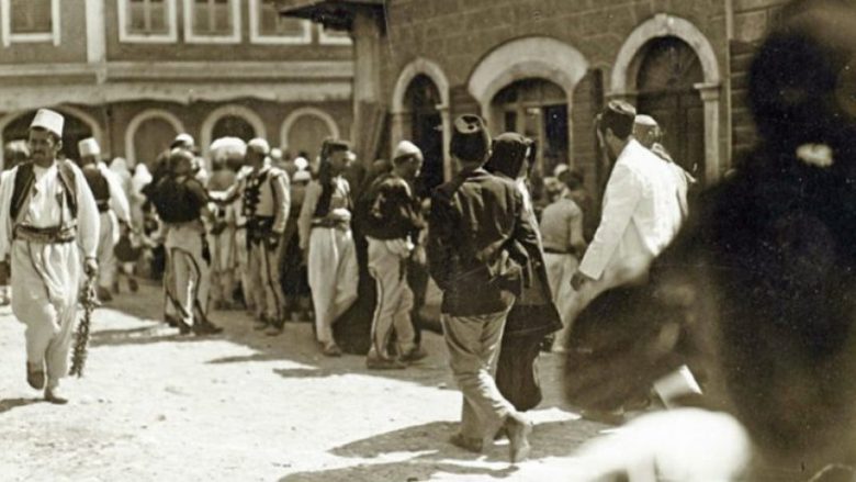 Pamje të riteve mortore shqiptare, të viteve 1930