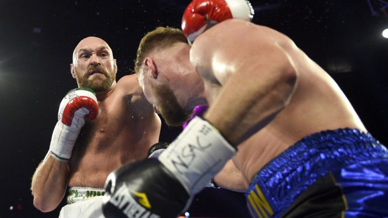 Tyson Fury u dërgua në spital pas meçit pasi kishte nevojë për ndërhyrje kirurgjike