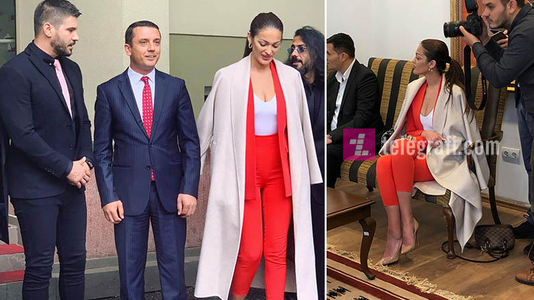 Arbnora Ademaj mori vëmendje me paraqitjen atraktive në takimin e “Çënarit” me Ministrin Gashi